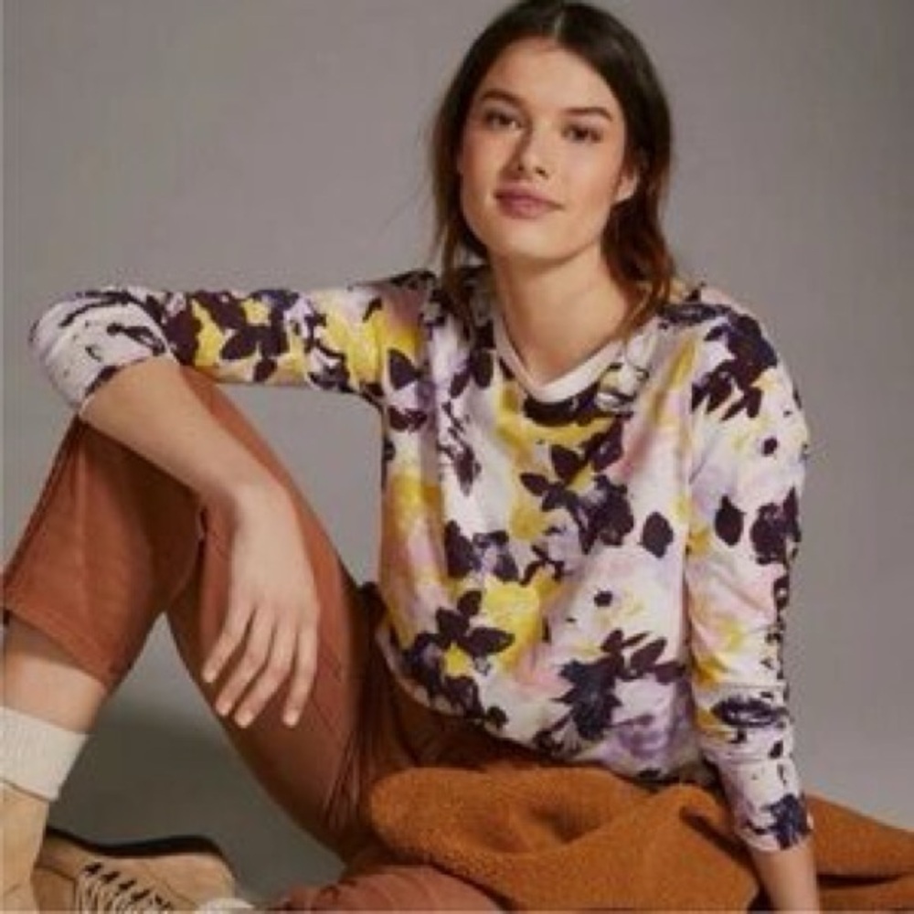 Long sleeve floral t-shirt from Anthropologie size XS